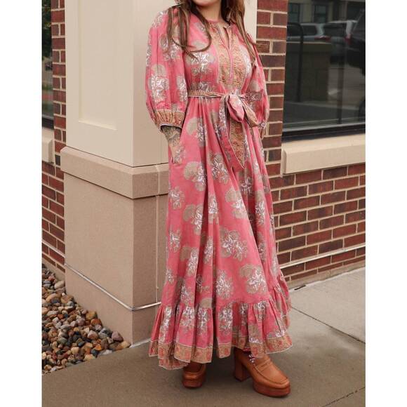 VICTORIA DUNN Dresses & Skirts - NEW VICTORIA DUNN laurel puff sleeve midi dress in fired brick